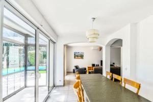 Les Mas et Villas de Pont Royal en Provence - maeva Home - Villa 5 Pièces 8 Personnes avec piscine privée et vue sur le golf - Exclusive - super Home MAE-6074