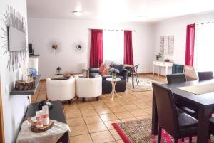 Spacious House in Santana with Terrace and Parking Included