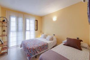 Santa Maria Town House by Llagosta Villas