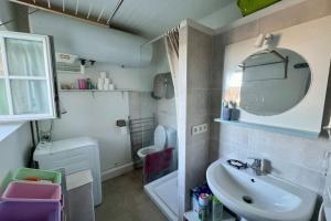 Maisons de vacances Charmante maison de pecheur 6p, a pied de la mer : photos des chambres