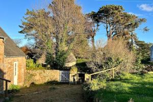 Maisons de vacances Charmante maison de pecheur 6p, a pied de la mer : photos des chambres