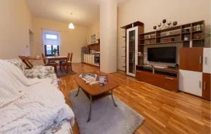 1 Bedroom Gorgeous Apartment In Otocac - Otočac