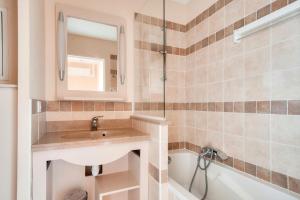 Appartements Les Coteaux de Pont Royal en Provence - maeva Home - Maison climatisee 3 pieces 6 personnes - Selection MAE-5714 : photos des chambres