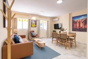 Varadero Beach Malaga by ELE Apartments - 4-gwiazdkowe hotele w mieście Malaga