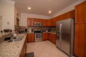 Los Suenos Resort Colina 8F - 2 bdr by Stay in CR