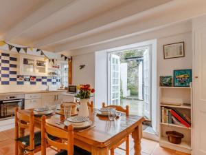 2 bed in Polruan 76624