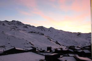Résidence Vanoise - Val Thorens: appartement entièrement rénové aux pieds des pistes MAE-8924