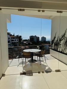 712 - SOHO PV Best Rooftop View