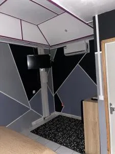 Ouest Nelis Lodge - 马罗尼河畔圣洛朗