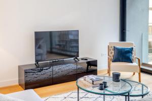 Silver Acropolis - Greecing