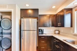 Flagstaff Home with Grill 3 Mi to Historic Downtown