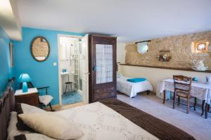 B&B / Chambres d'hotes Les Filolies : Chambre Familiale