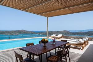 Elounda Bright Villa