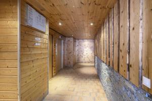 Résidence Orsiere - joli appartement skis aux pieds, balcon plein sud à Val Thorens MAE-5264