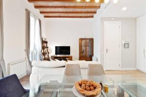The Collection Barcelona - Arc de Triomf Luxury Modern 2-Bedroom 2-Bathroom