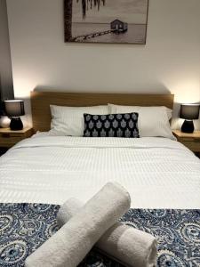 Modern City View 2BdRoom for Six