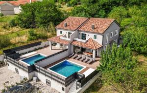 Villa George