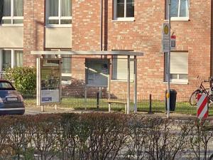 Ruhige Gästezimmer in Bonn mit Gemeinschaftsbad & Küche