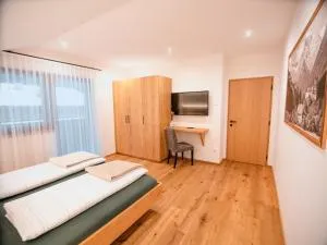 Zum Sonnentor App Pinus - Weißenbach