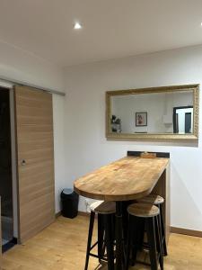 Appartements Velours & Balneo : photos des chambres