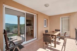 Appartements Village Pont Royal en Provence - maeva Home - 3 pieces 6 personnes Prestige MAE-6049 : photos des chambres