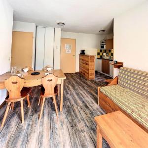 Résidence Pistes - APPARTEMENT 3 PIECES 6 PERSONNES MAE-3464