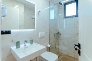 Gloal Suites & Residence