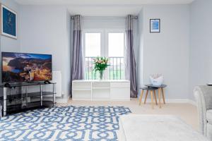 Wow BooK ME 9 beds 25 Baths CONTRACTORS,FAMILY!