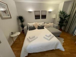 Luxury Apartment in Canary Wharf