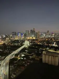 Near Bgc Makati Ortigas 1Br Wi-Fi Netflix balcony - Masilang