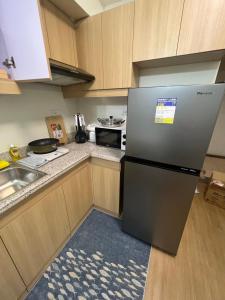 Near Bgc Makati Ortigas 1Br Wi-Fi Netflix balcony