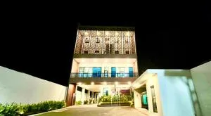 Front One Hotel Gombong - Sampang