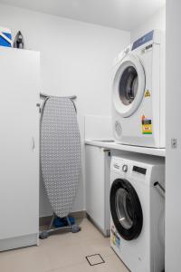 Brisbane Luxury Gabba Apartment