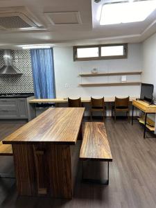 Jeju Aewol Sister Minbak