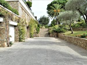 Appartements Studio climatise, acces piscine, terrasse, proche plage et commerces - FR-1-226B-179 : photos des chambres