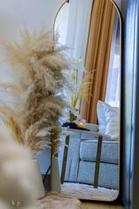 Chic Studio, Stunning Views!