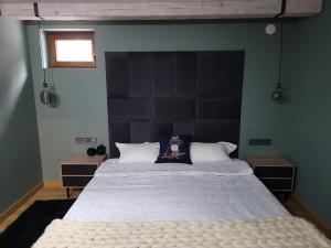 BH and Semiramida Ski Apartment