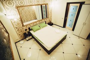 Double Room with Shared Bathroom room in Hotel Rai