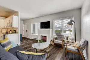 Coyote Condo - Pet-Friendly Downtown Mountain View - Antero Junction