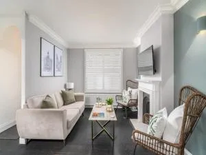 Pass the Keys Luxury 2 Bedroom Townhouse in Central St Albans - Redbourn