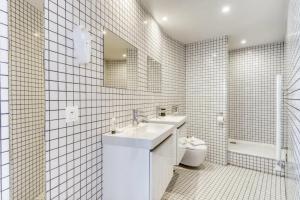 Montmartre Cozy and bright 1BD with terrace