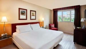 Junior Suite room in NH Ciutat de Reus