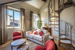 YID penthouse in Santa Croce