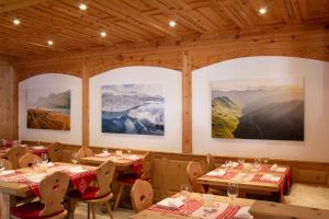 Hotel Corvatsch - Web Check-in