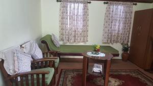George Brooks Homestay