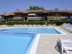 obrázek - Snug Holiday Home in Lazise with Heating near Lake Garda