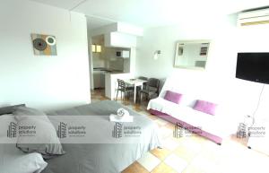 427 Estudio en Júpiter Apartamentos - Vista a la piscina, el mar y las montaña