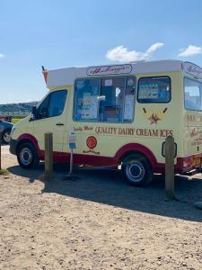 Entire 3bed house close to westward ho town