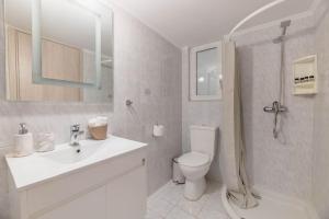 The HostMaster Beachside Retreat