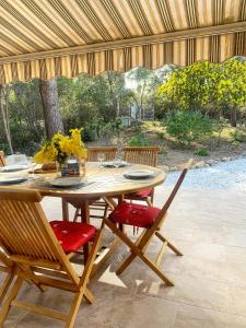 "La Marjolaine" Villa climatisée à Sanary à deux pas des plages